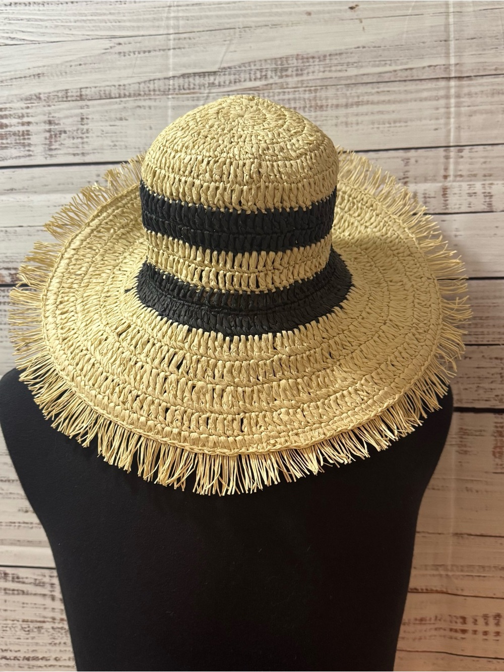 Express Straw Sun Hat with Black Bands
